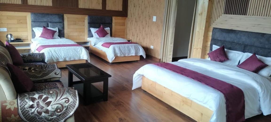 Starry Sky Hotel Joshimath Ngoại thất bức ảnh