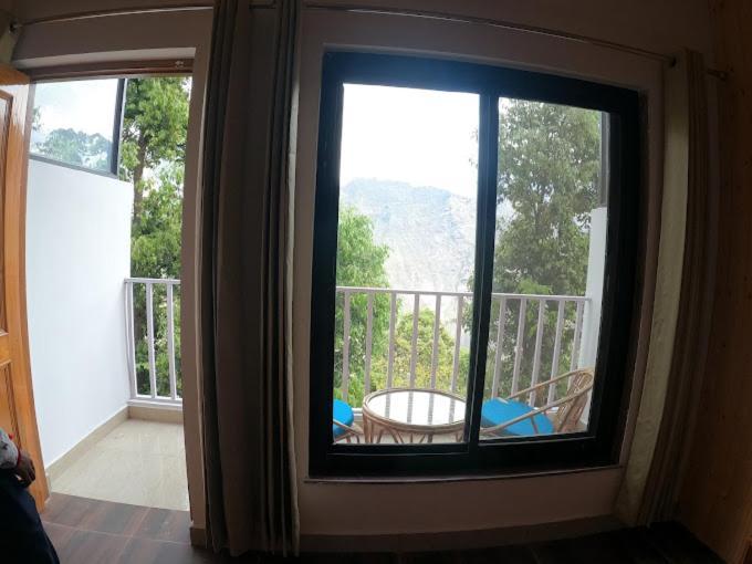 Starry Sky Hotel Joshimath Ngoại thất bức ảnh